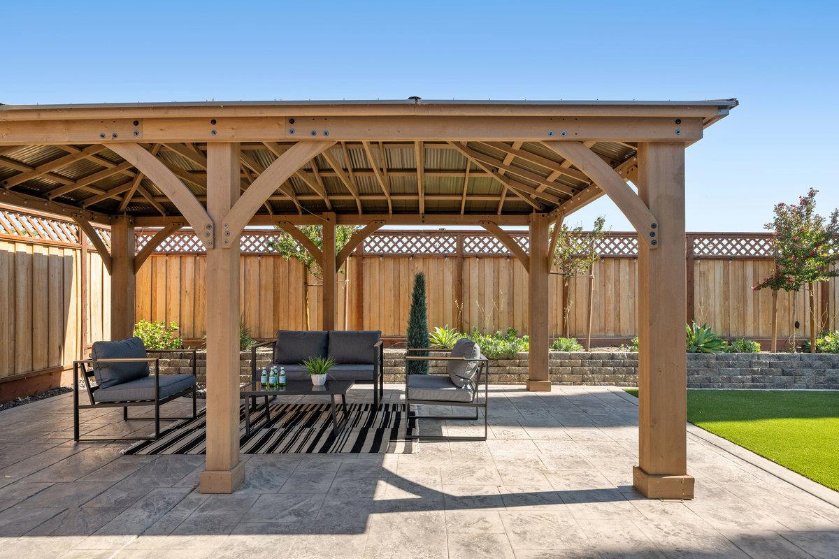 1800 McPeak Court
