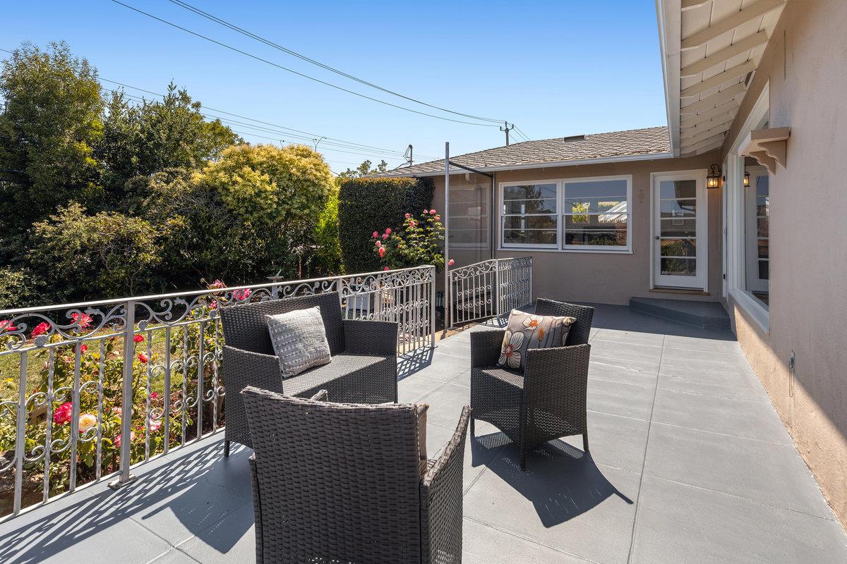 1202 Woodland Drive
