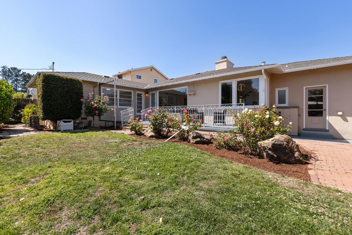 1202 Woodland Drive