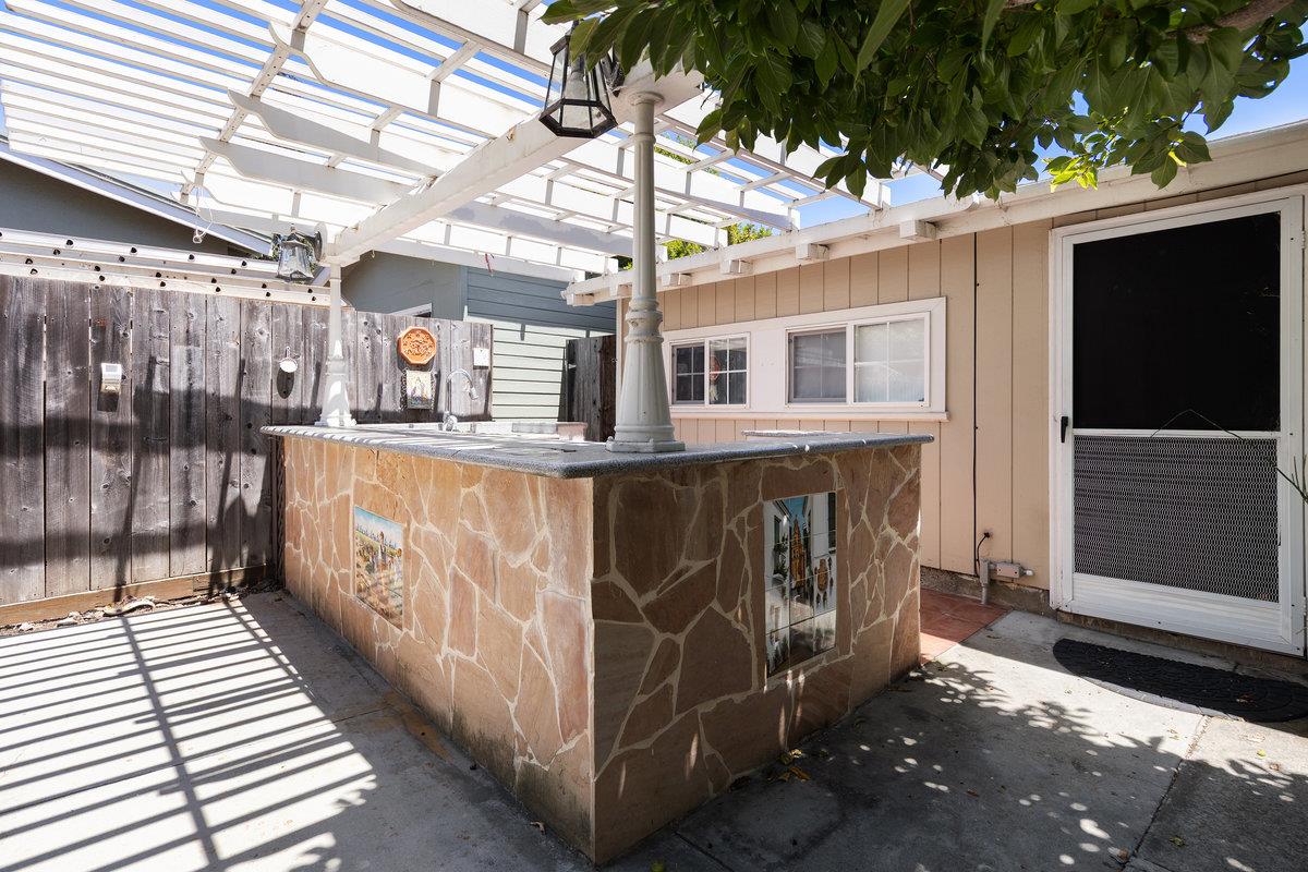 840 Linden Avenue