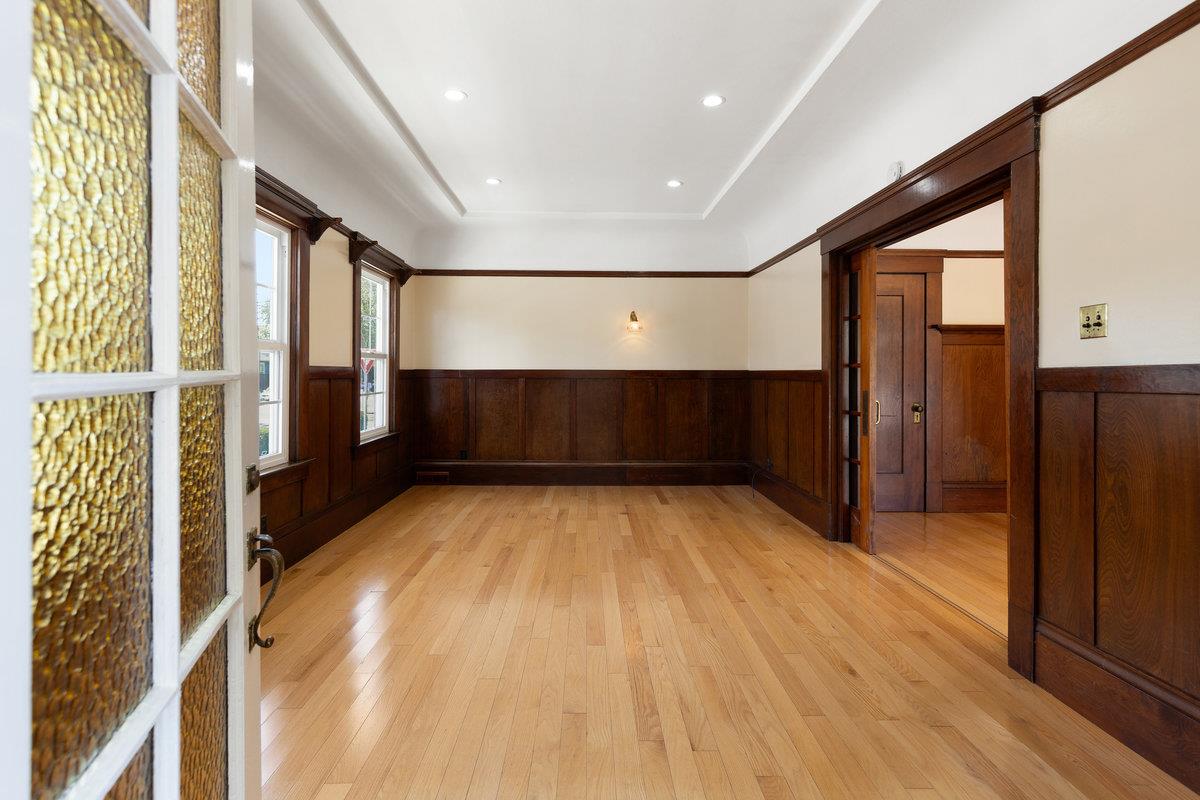 840 Linden Avenue