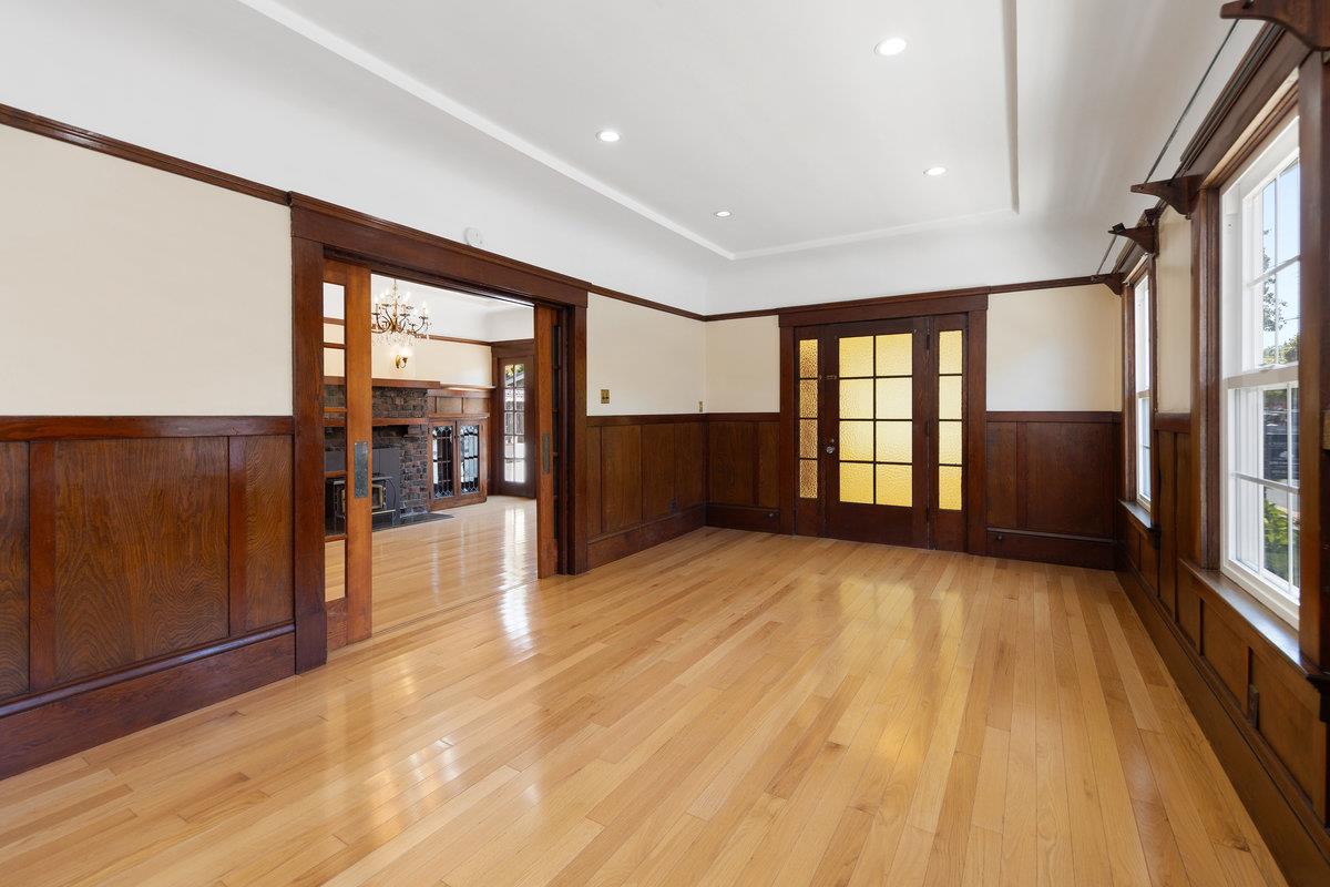 840 Linden Avenue