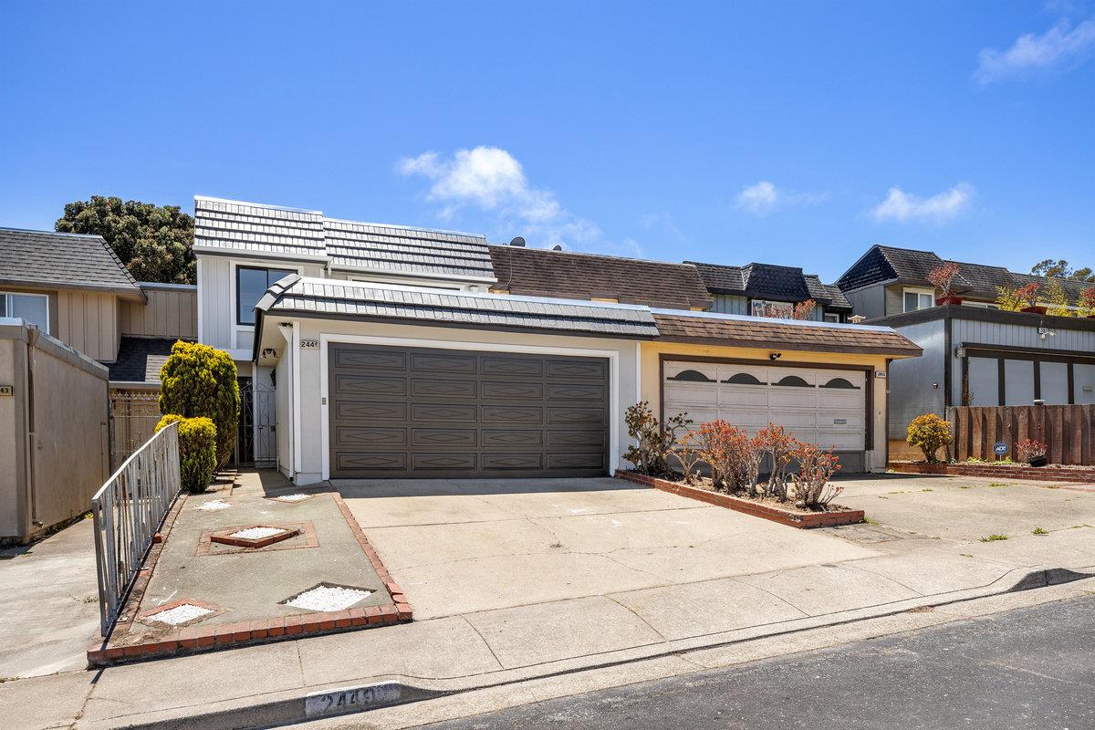 2449 Unwin Court