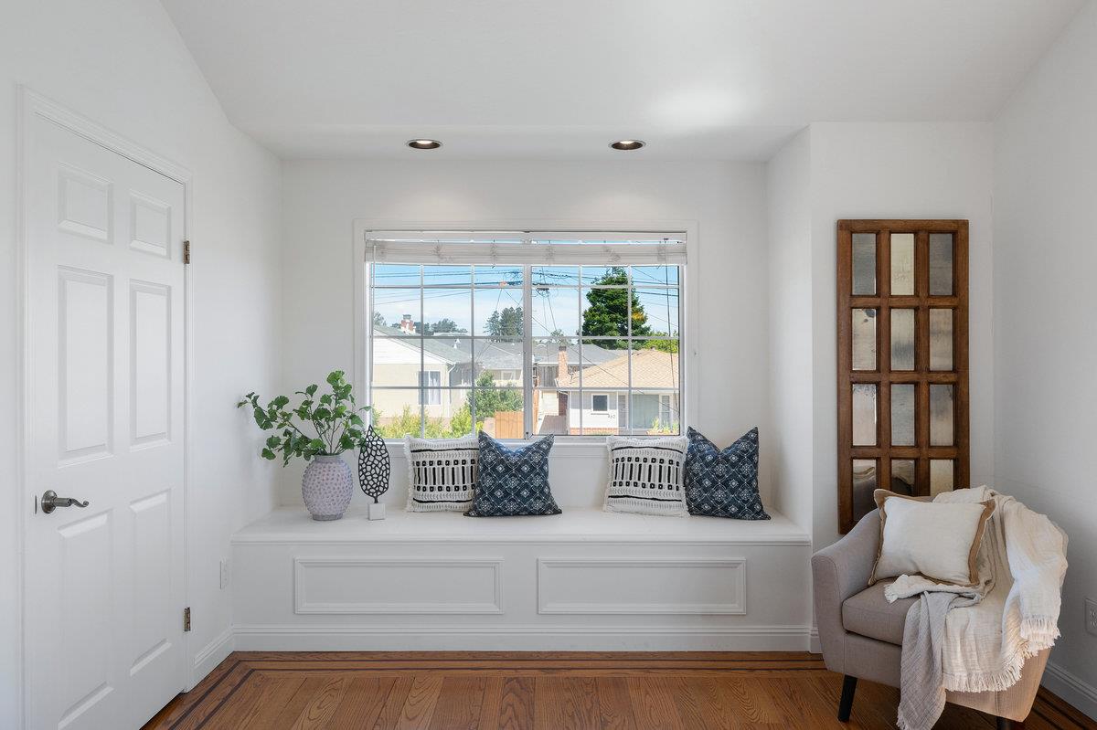 403 Santa Florita Avenue