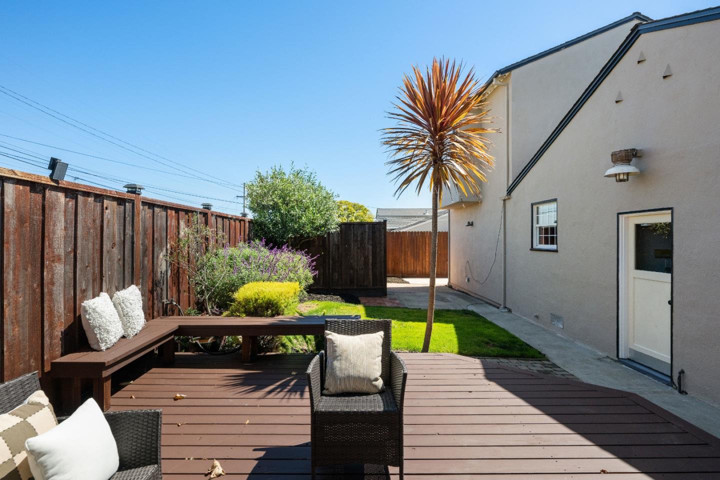 403 Santa Florita Avenue