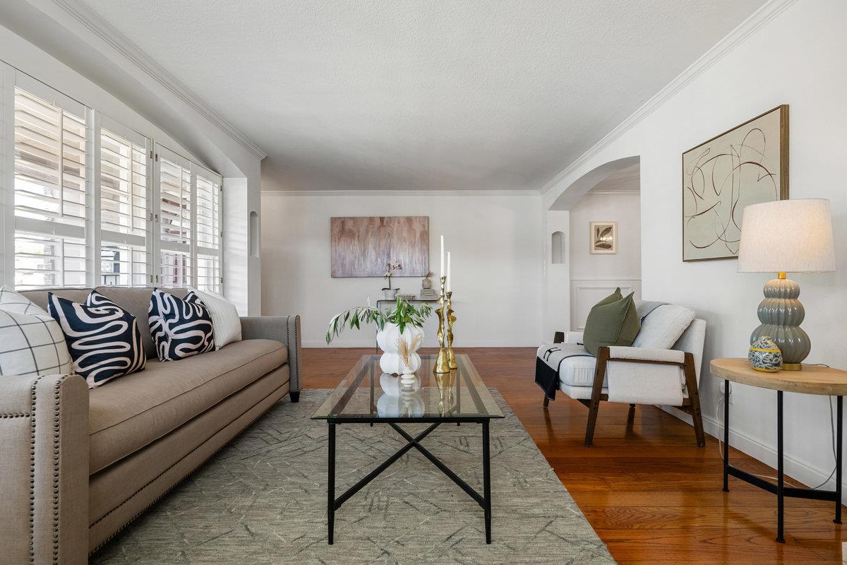 403 Santa Florita Avenue