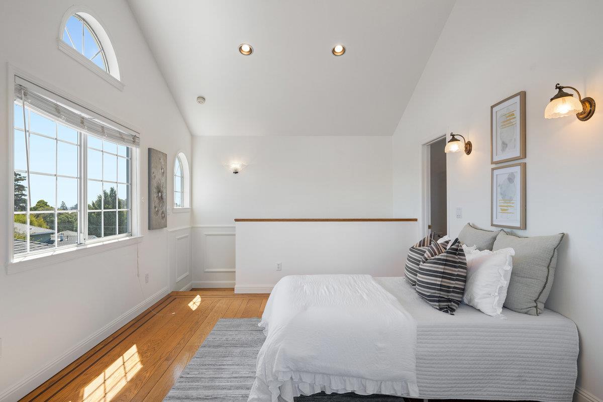 403 Santa Florita Avenue