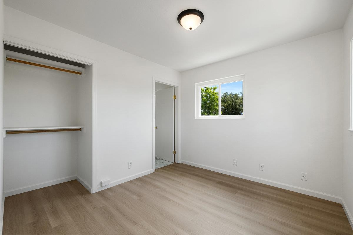639 Douglas Avenue
