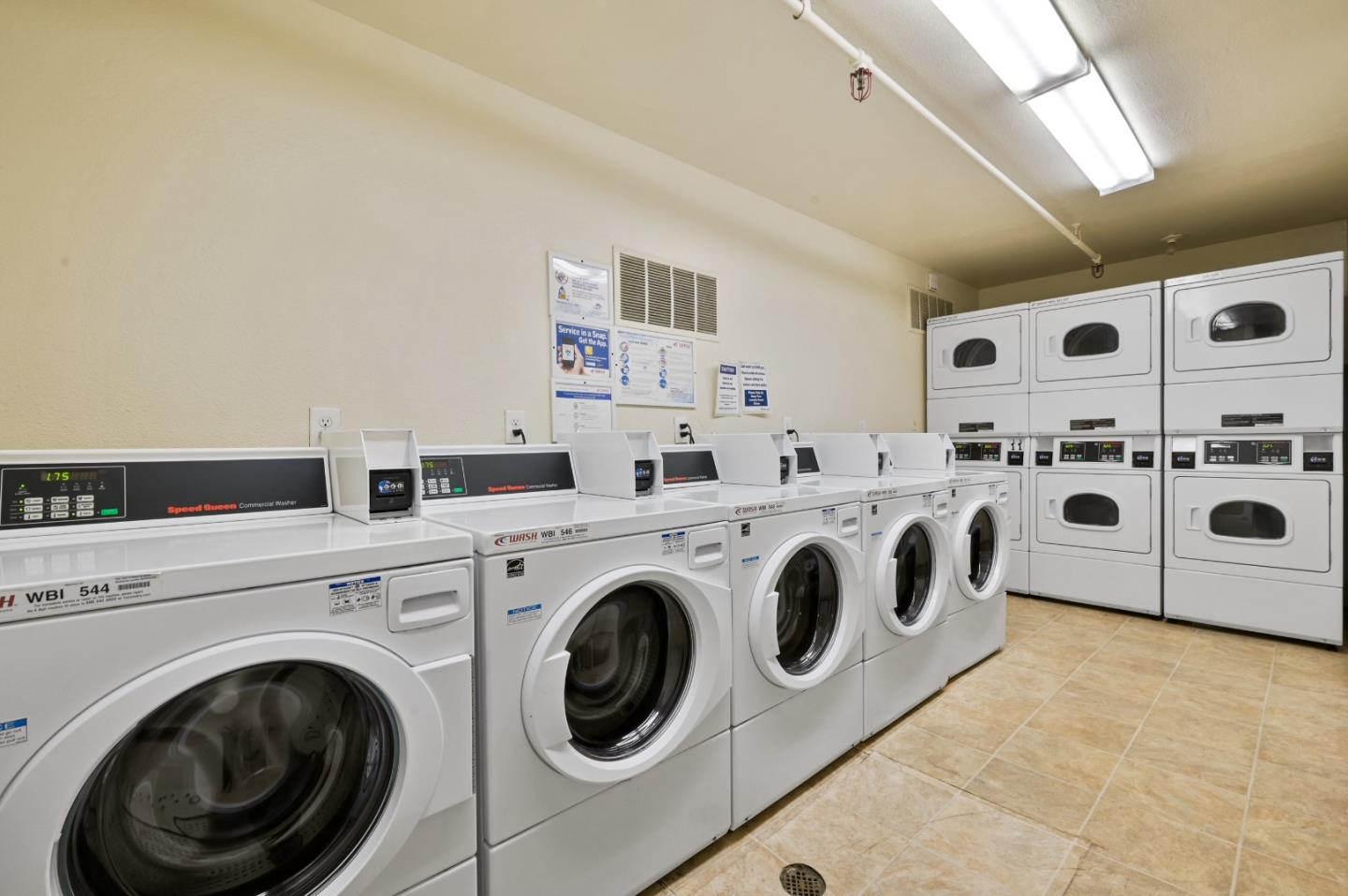 8124 Shelter Creek Lane