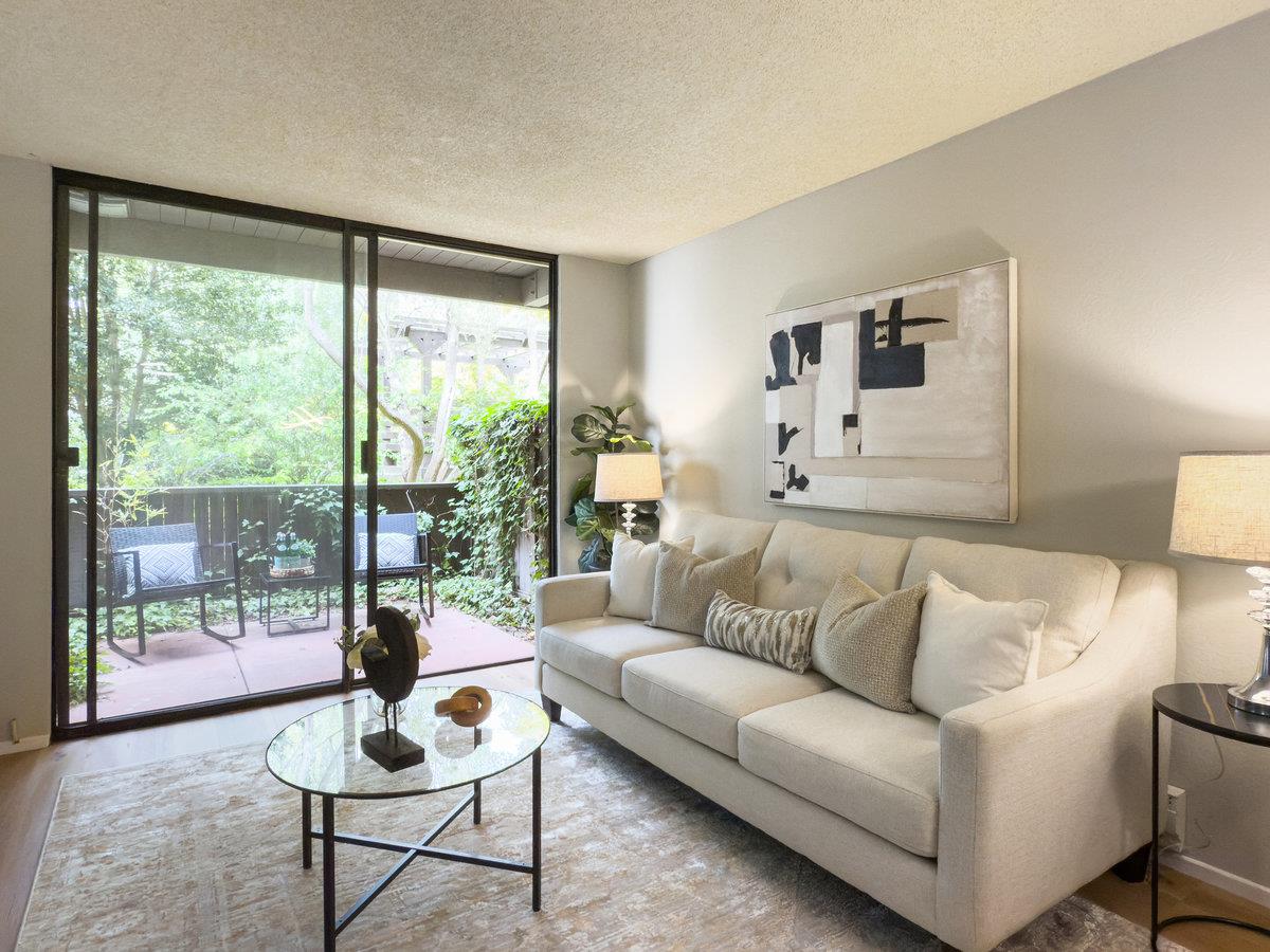 8124 Shelter Creek Lane