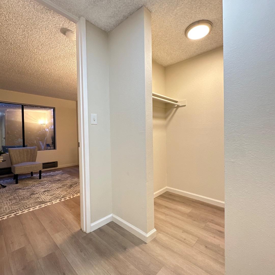 7142 Shelter Creek Lane