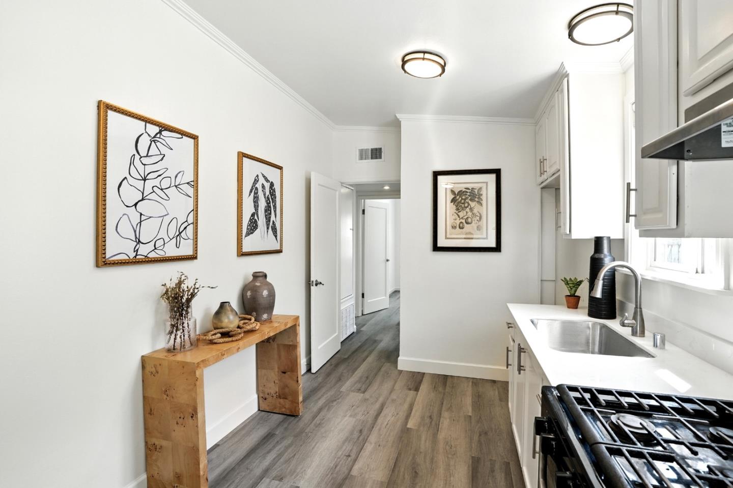 2462 Fordham Street