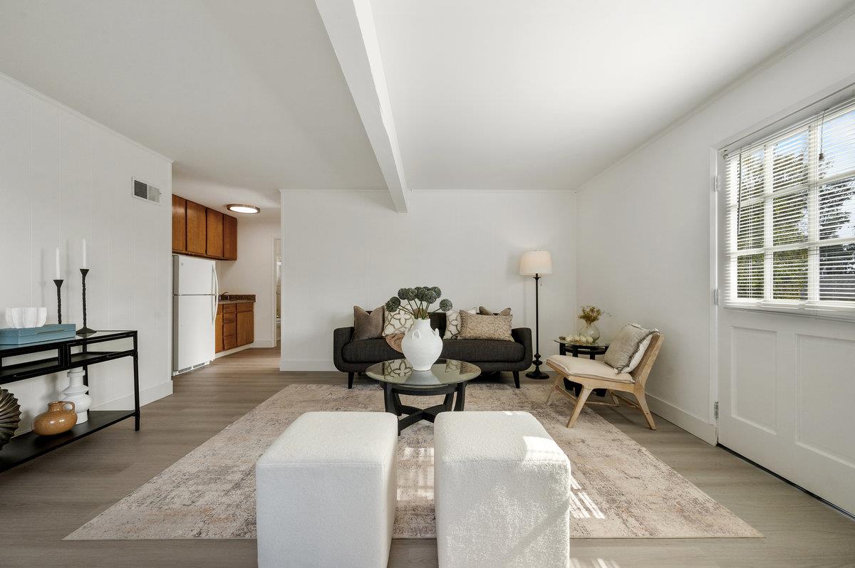 422 Santa Maria Avenue