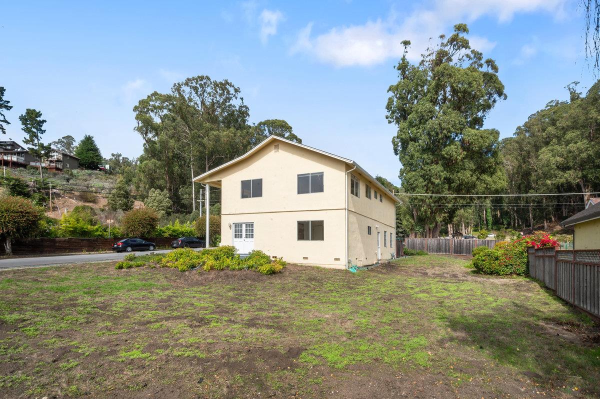 422 Santa Maria Avenue