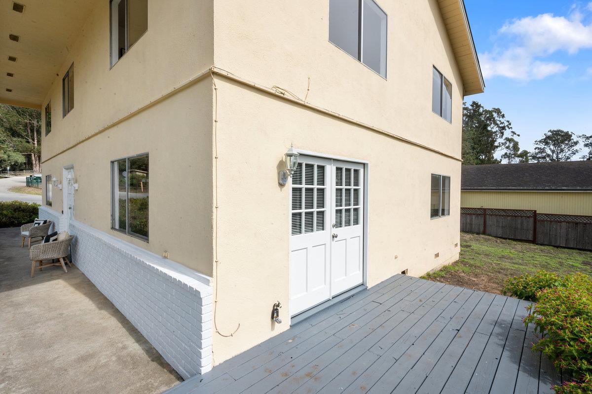 422 Santa Maria Avenue