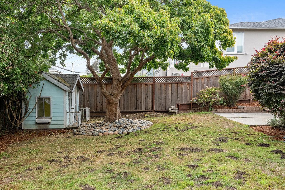 774 Acacia Avenue