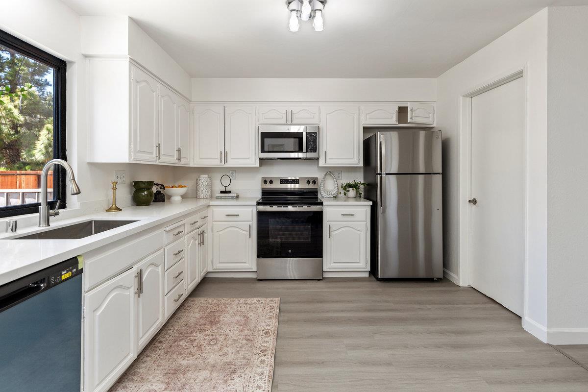 2449 Unwin Court