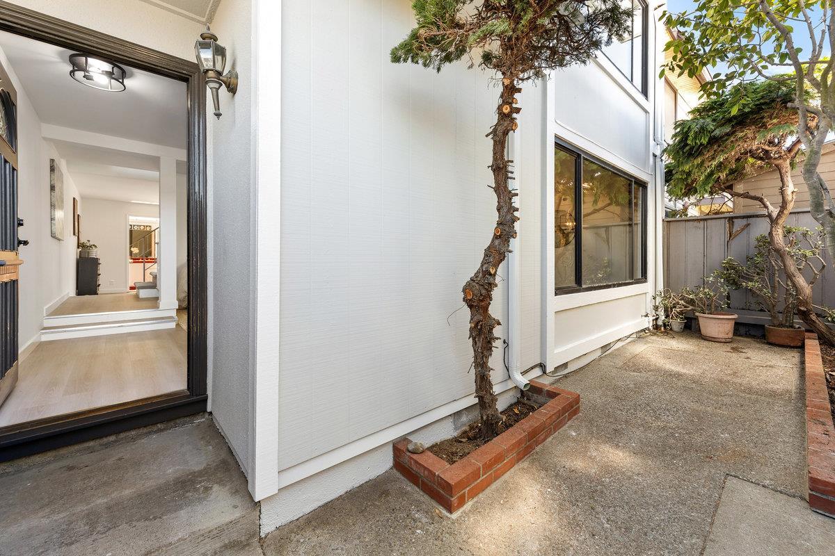 2449 Unwin Court