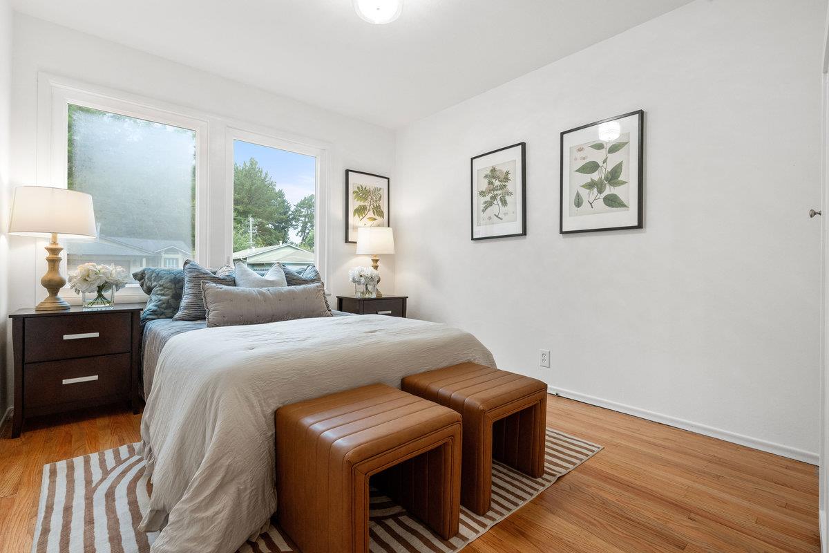 2341 Rollingwood Drive