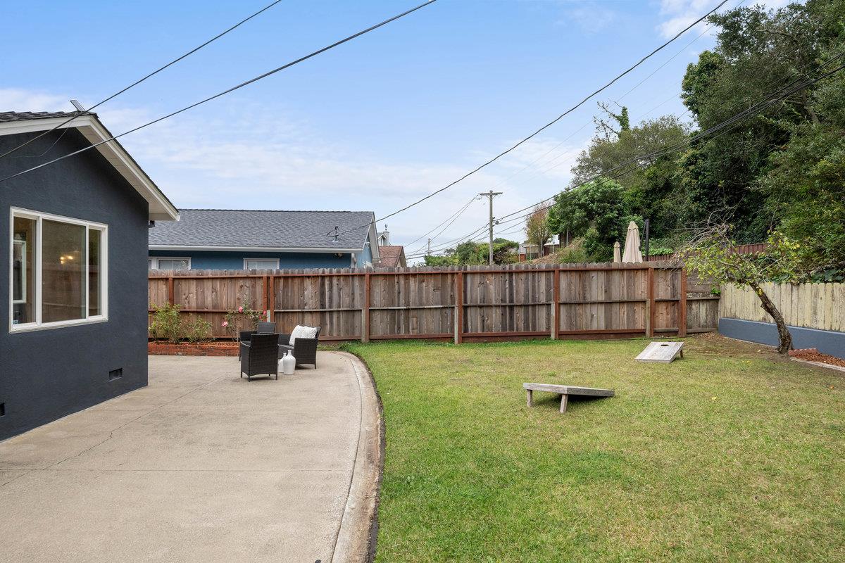 2341 Rollingwood Drive