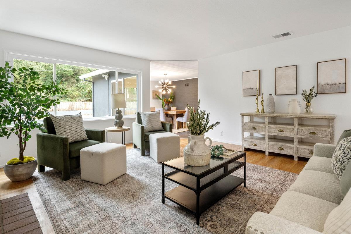 2341 Rollingwood Drive