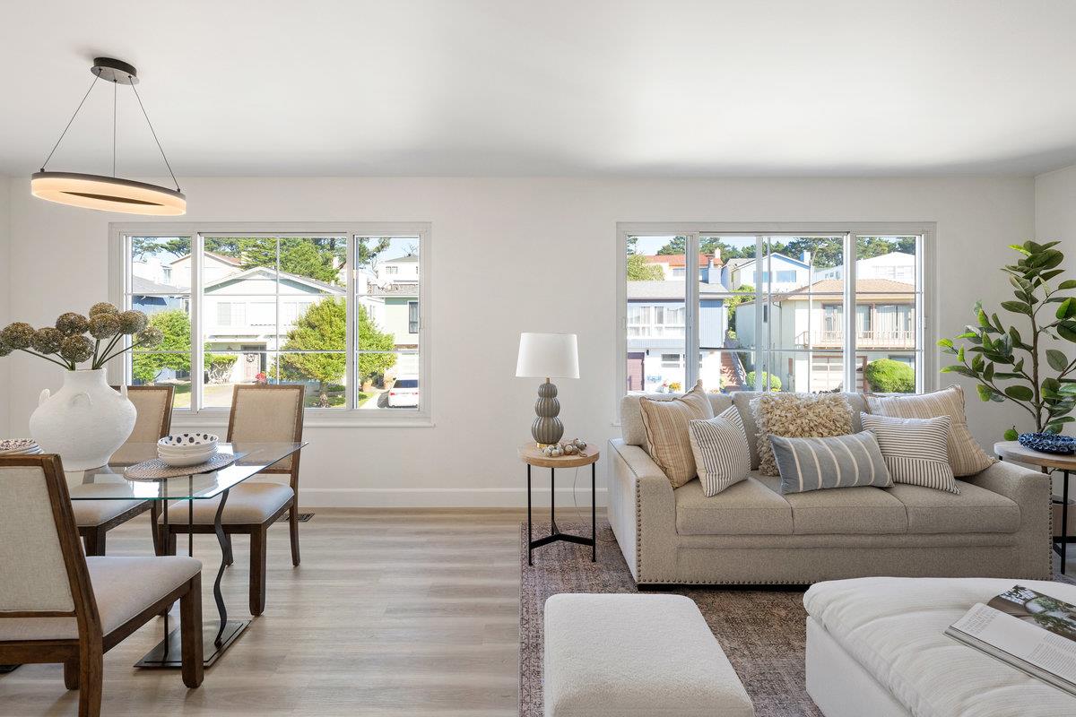 15 Eastridge Circle