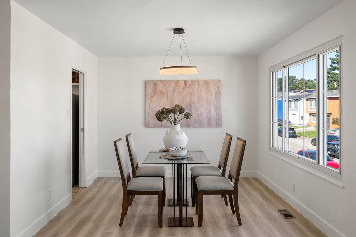 15 Eastridge Circle
