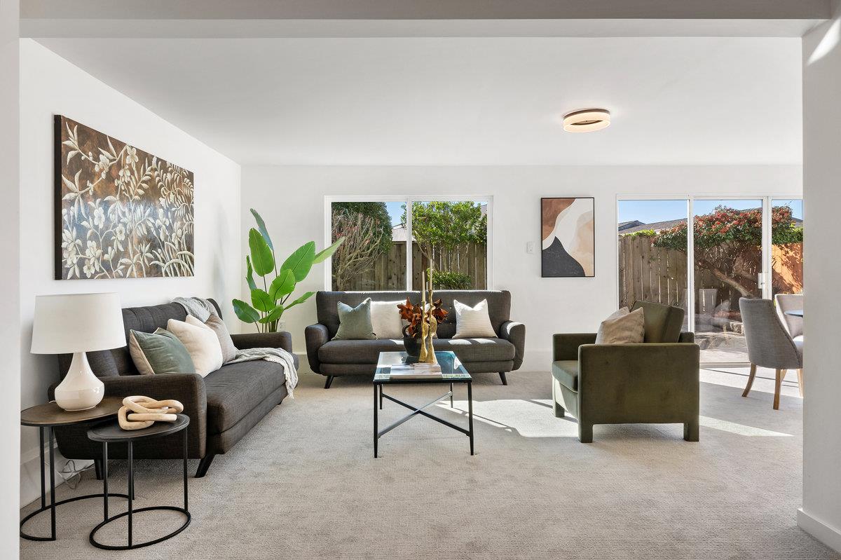 15 Eastridge Circle