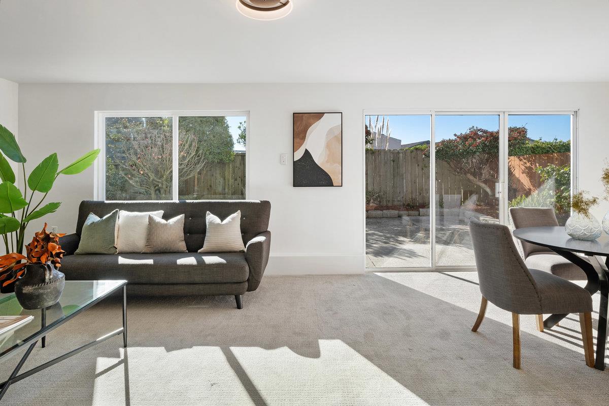 15 Eastridge Circle