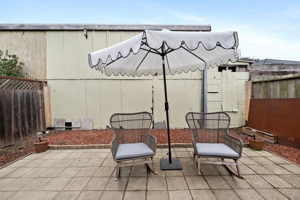 1058 Montgomery Avenue