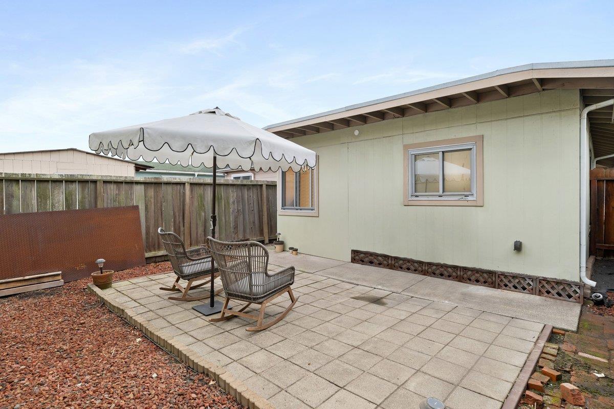 1058 Montgomery Avenue