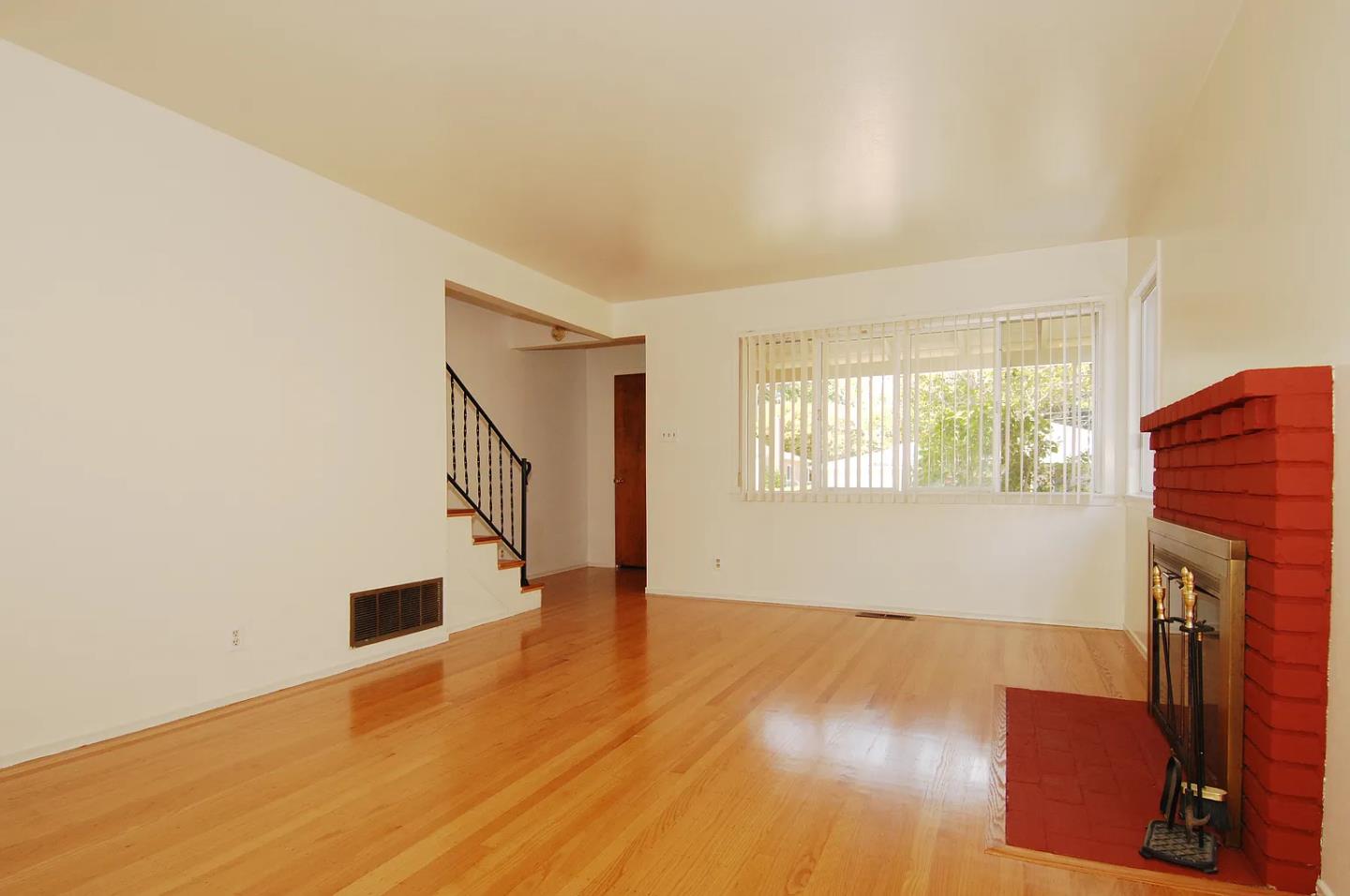 906-908 Haddon Drive