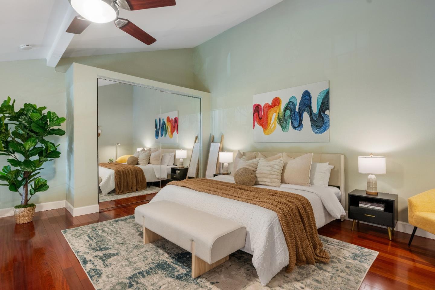 707 Fathom Drive 208