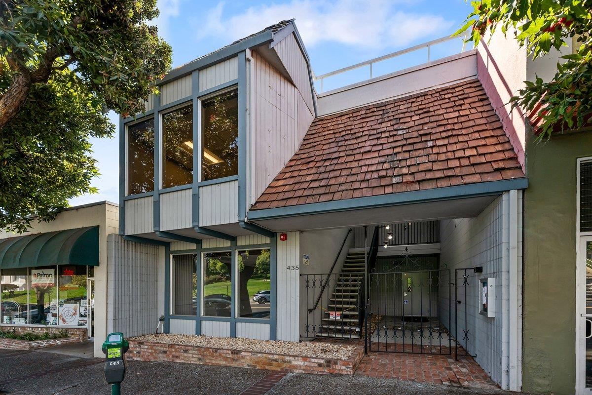 435 Grand Avenue