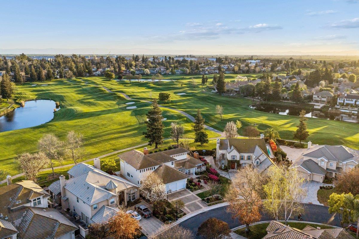 3756 Gleneagles Drive