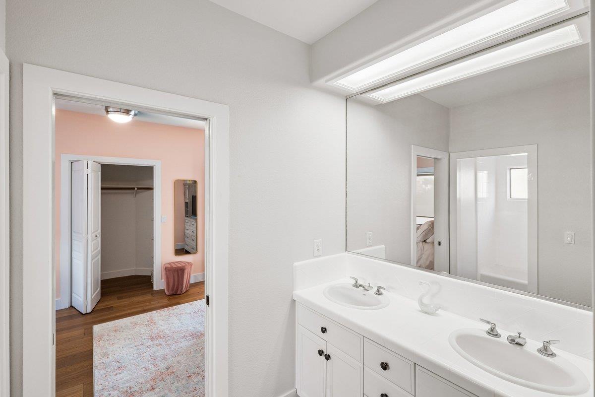 3756 Gleneagles Drive