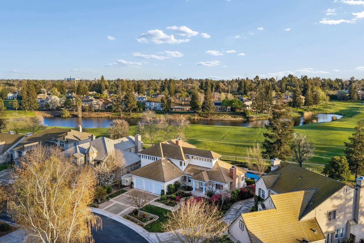 3756 Gleneagles Drive