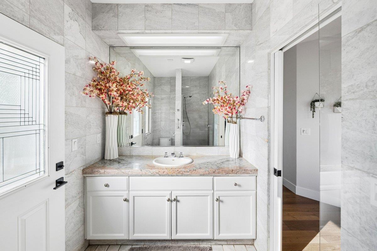 3756 Gleneagles Drive