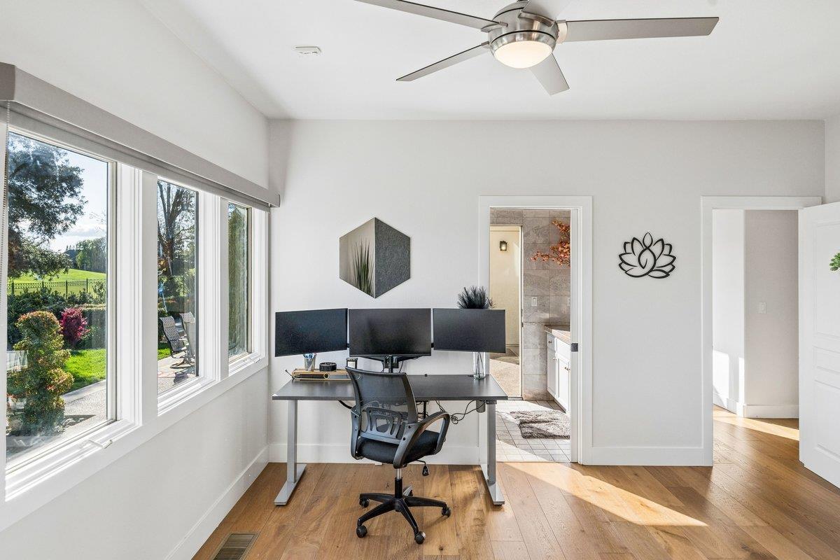 3756 Gleneagles Drive