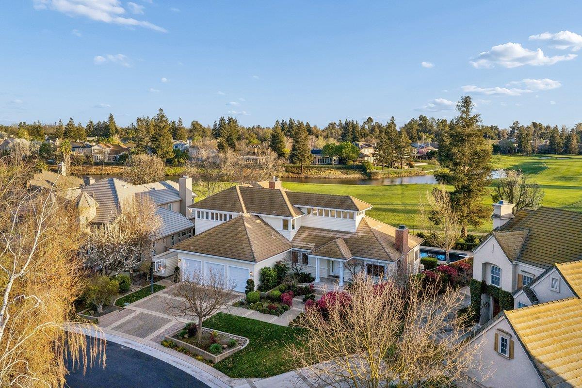 3756 Gleneagles Drive