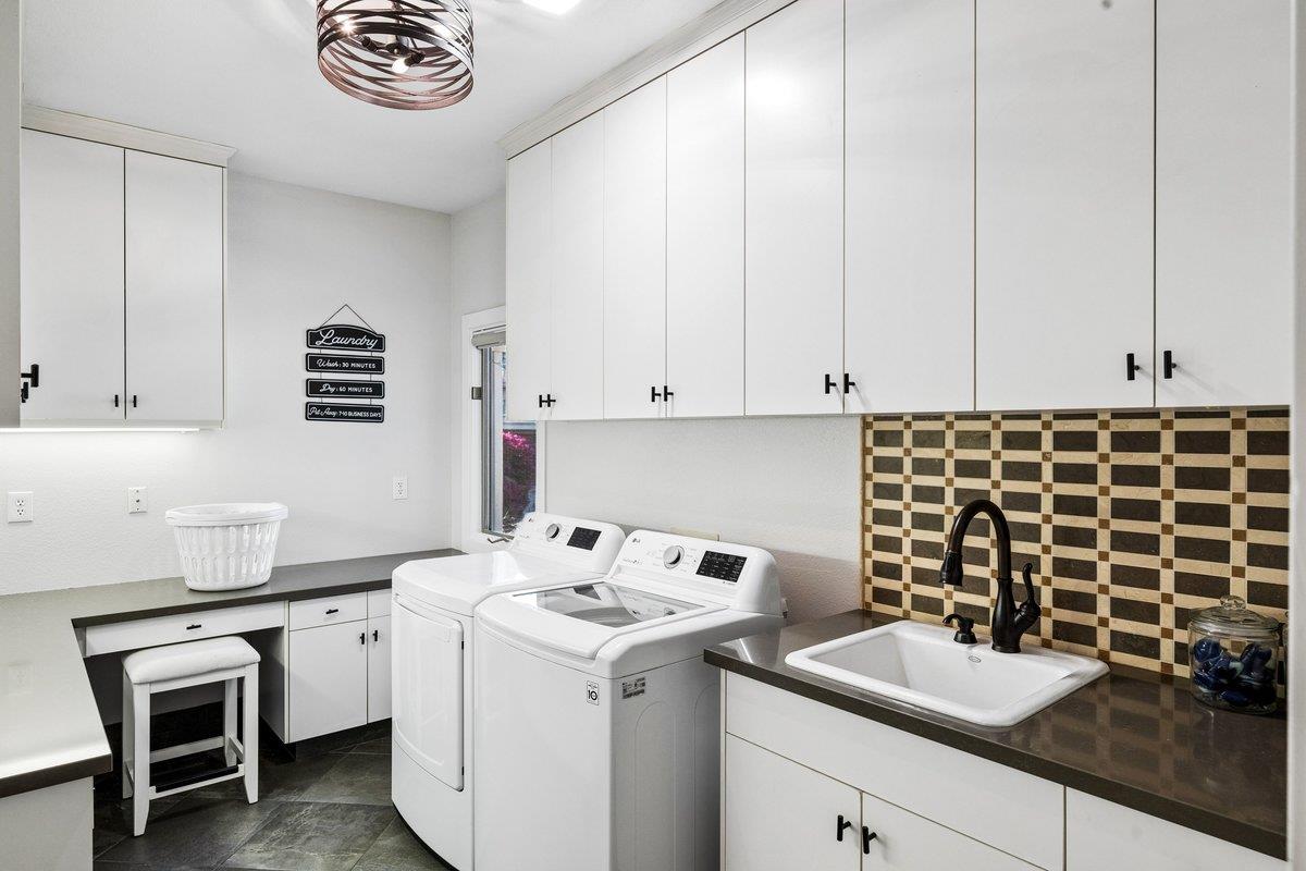 3756 Gleneagles Drive