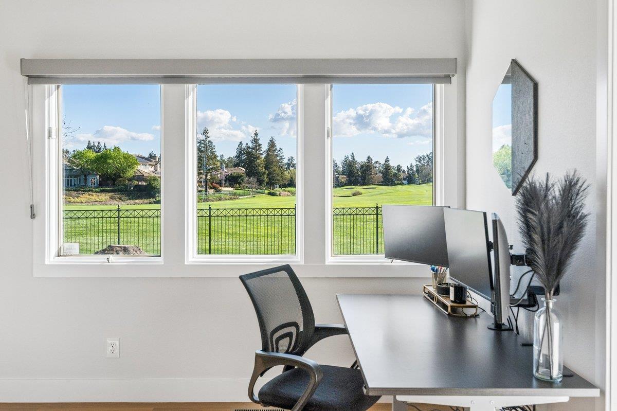 3756 Gleneagles Drive