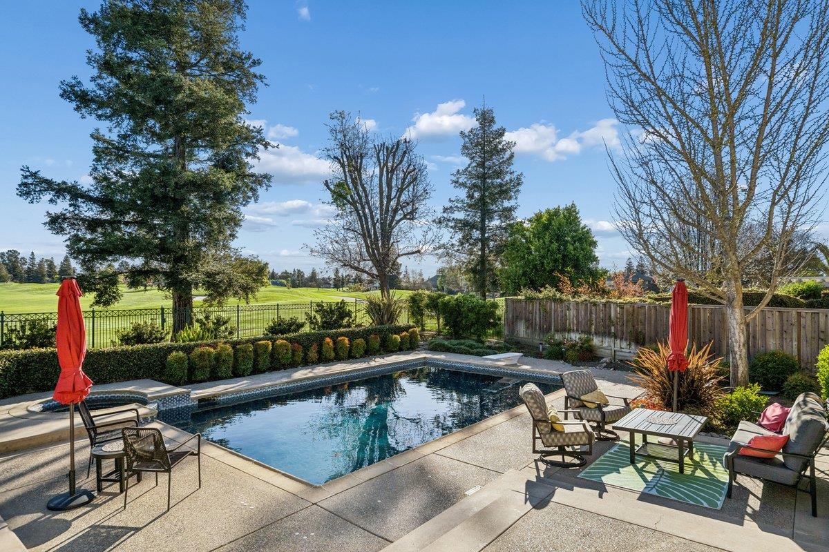 3756 Gleneagles Drive