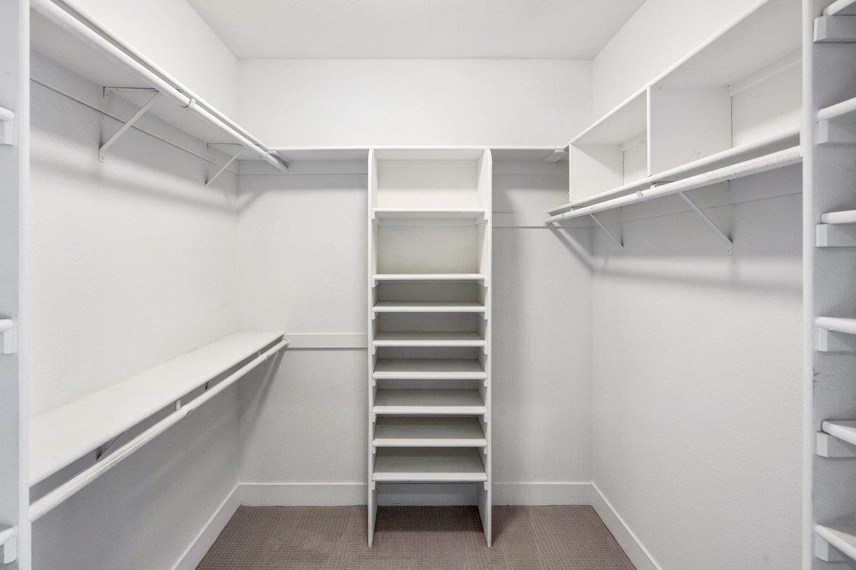 3756 Gleneagles Drive