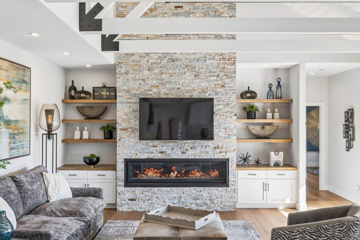 3756 Gleneagles Drive