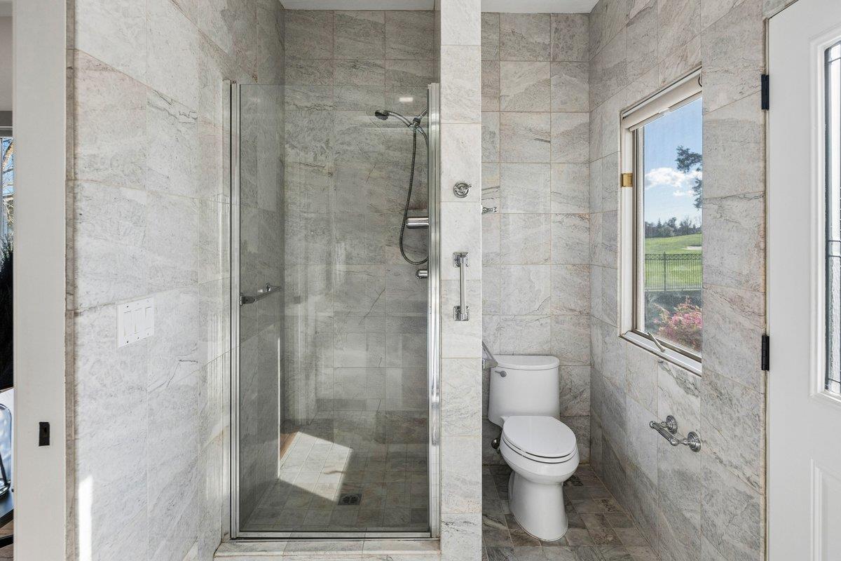 3756 Gleneagles Drive