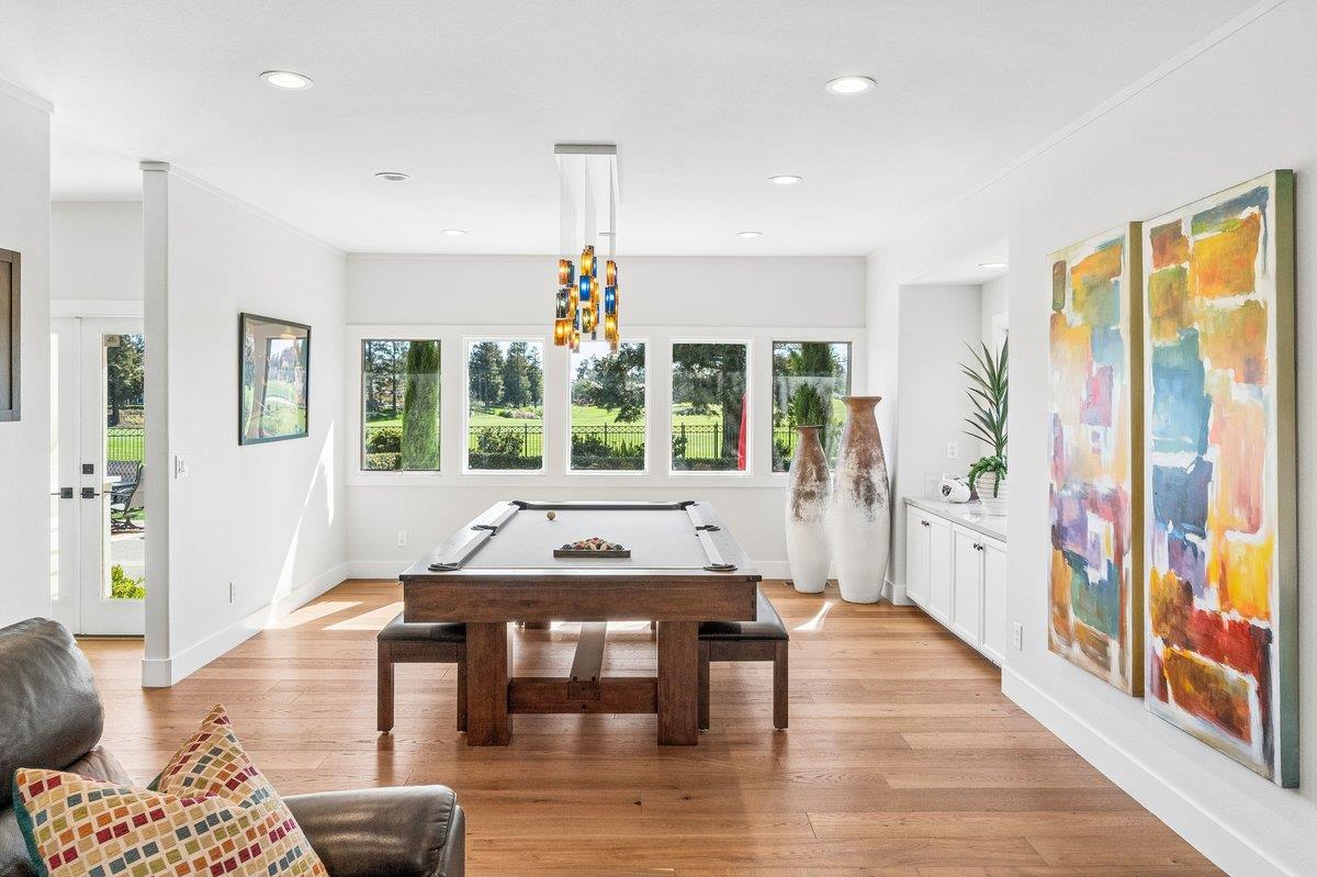 3756 Gleneagles Drive