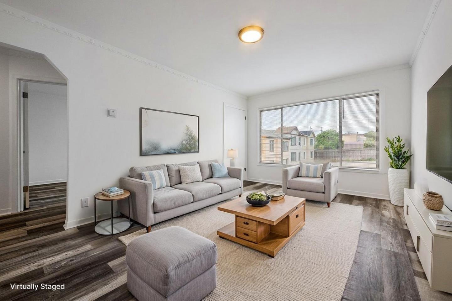 119 East Moltke Street