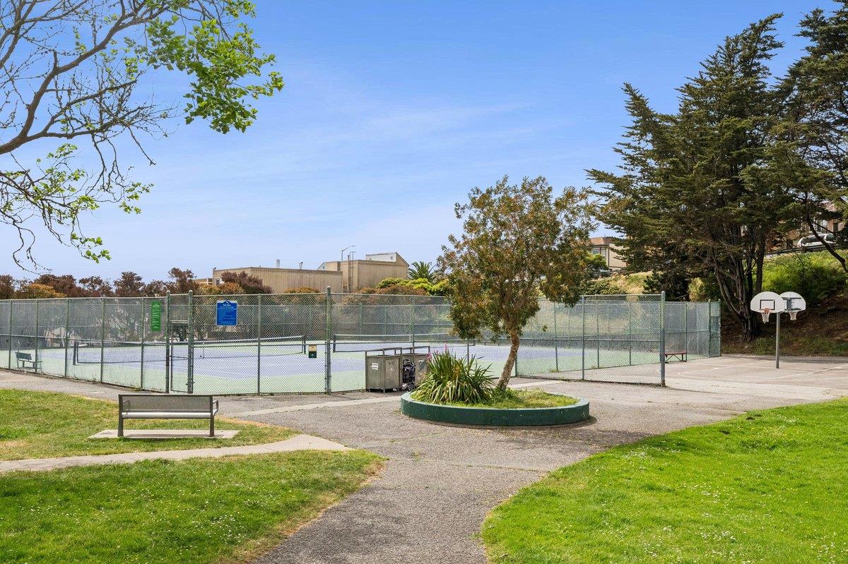 119 East Moltke Street