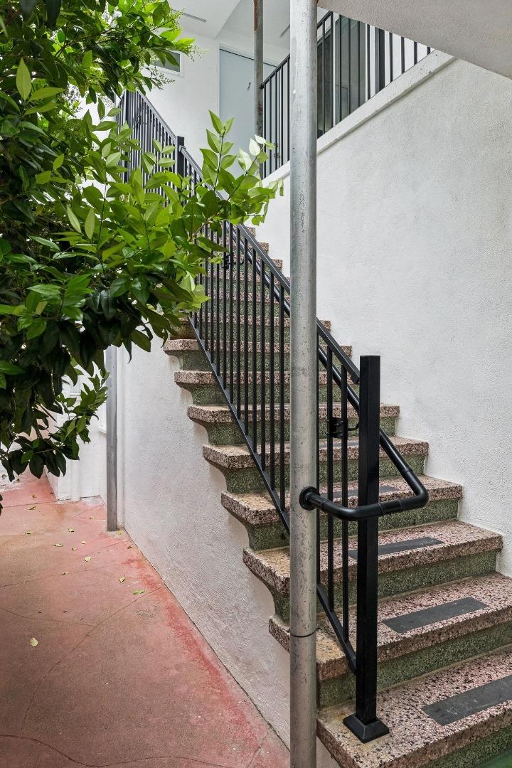 119 East Moltke Street